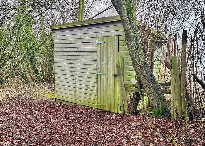 'little Grebe' - Secluded Rustic - Fishermans Delight. Chalet