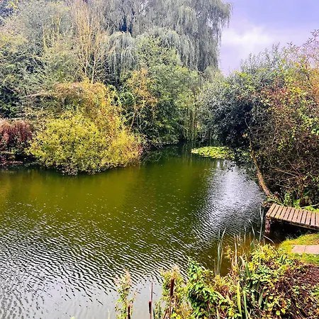 'little Grebe' - Secluded Rustic - Fishermans Delight.