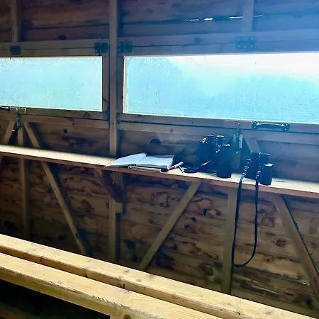 木屋 'little Grebe' - Secluded Rustic - Fishermans Delight.